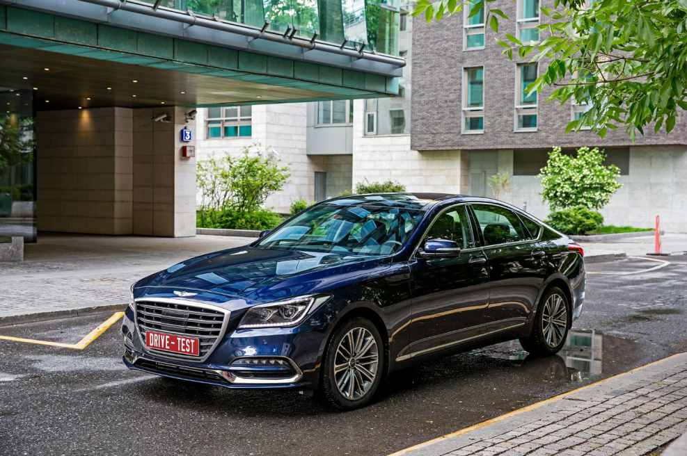Genesis g80 салон