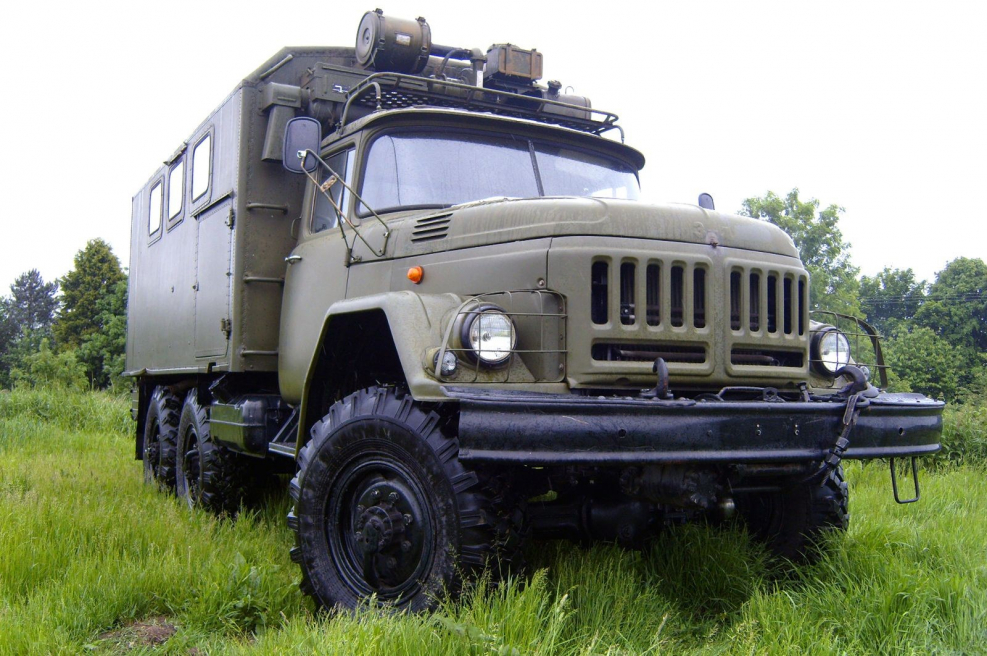 ЗИЛ 131 военный с кунгом