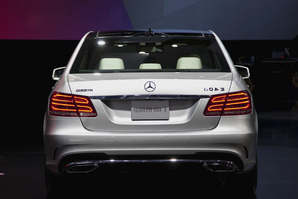 E400 Mercedes задок
