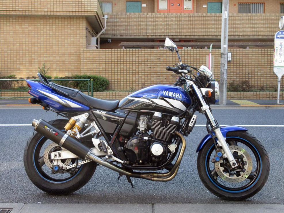 Yamaha XJR 400