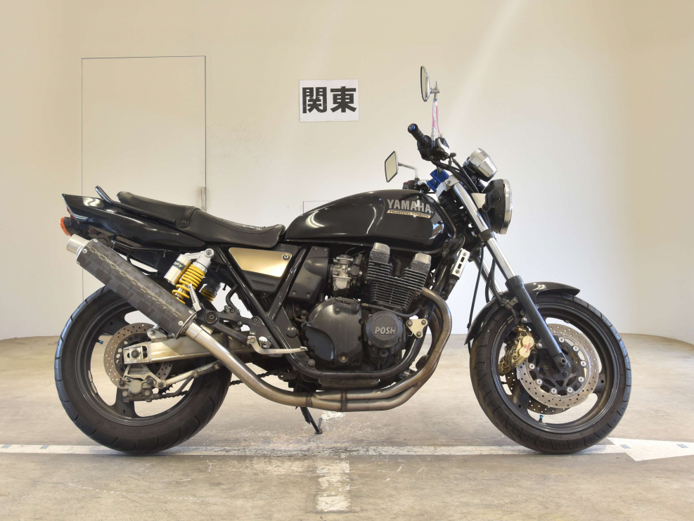 Suzuki XJR 400