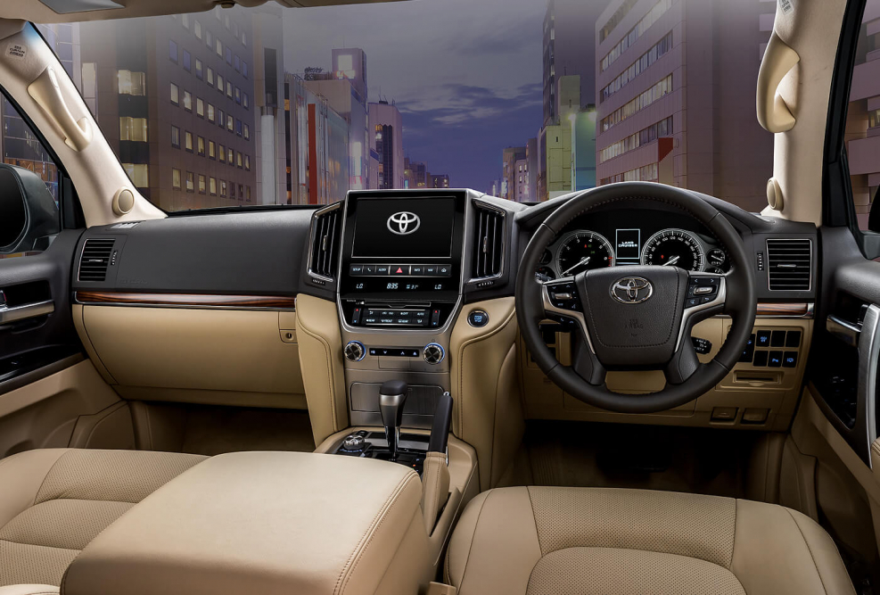 Toyota Land Cruiser v8 салон
