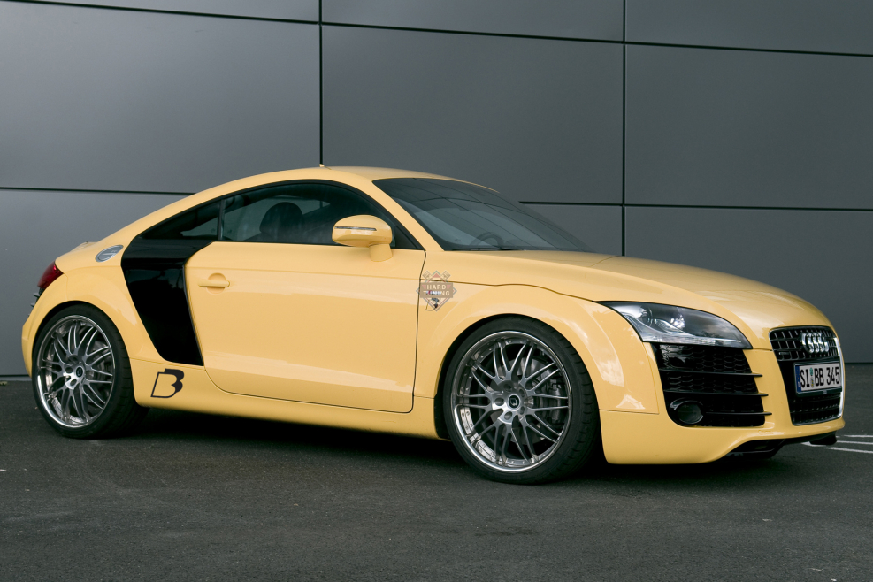 Yellow Audi TT 8j