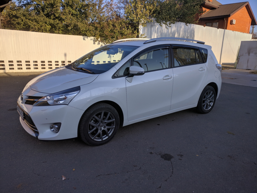 Toyota Verso 1.8