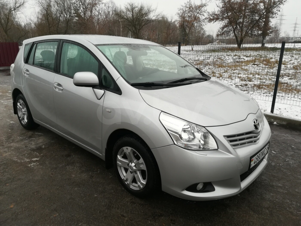 Toyota Avensis Verso 1.8