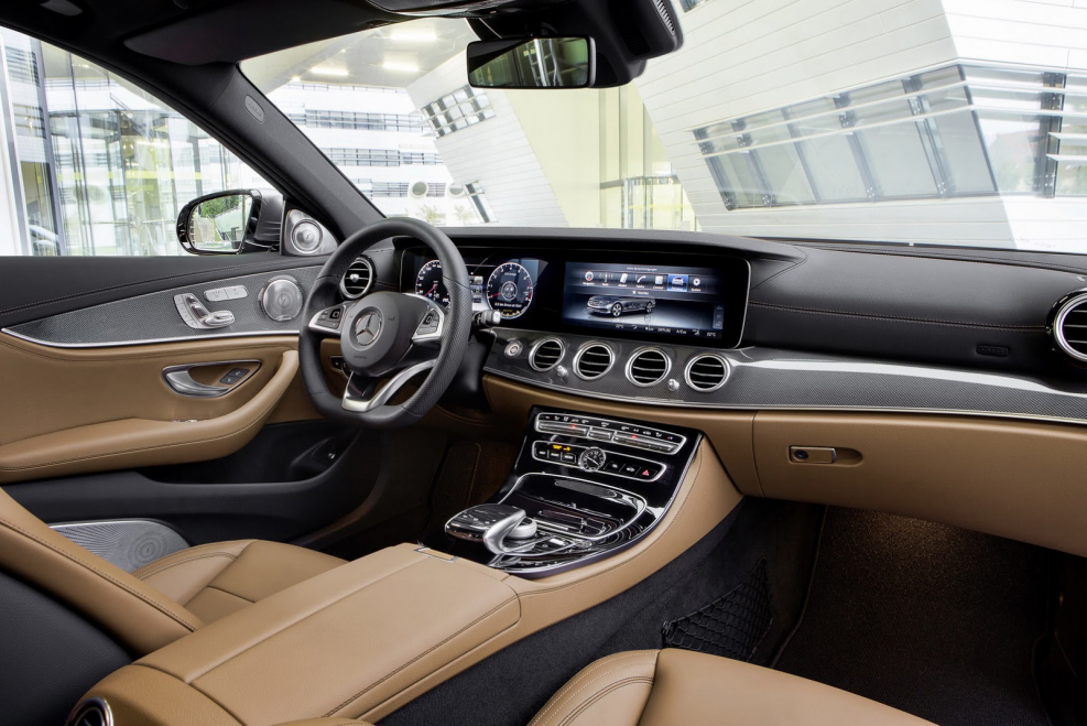 Мерседес Бенц e class 2016