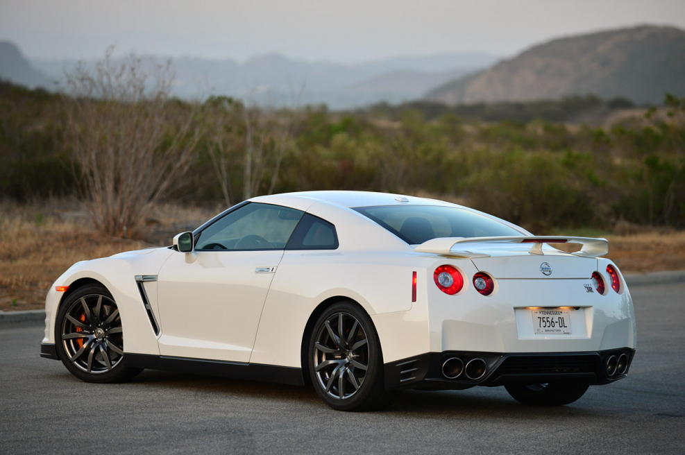 Nissan gt-r 2014