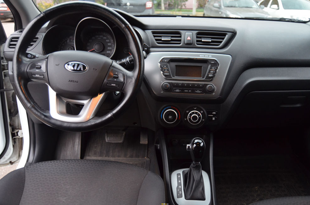 Kia Rio Luxe салон
