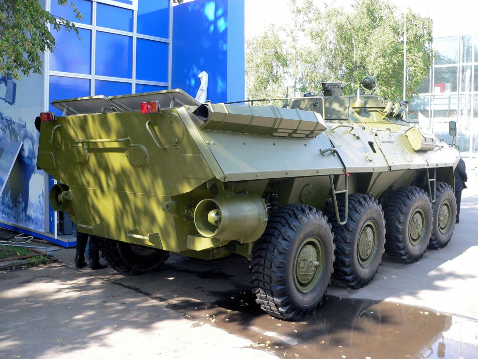 БТР-90 бахча