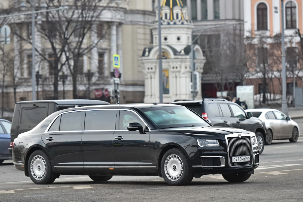 Аурус" l700.