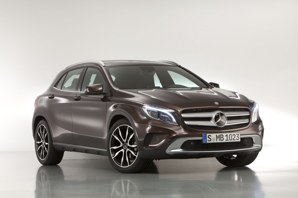Mercedes Benz GLA 2020 внедорожник