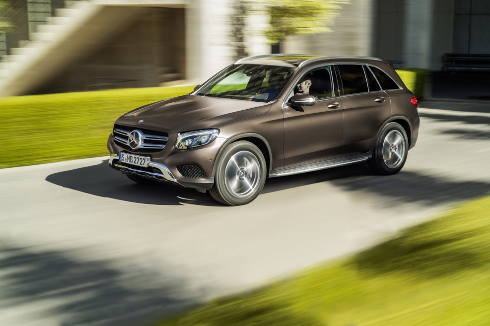 Mercedes Benz паркетник