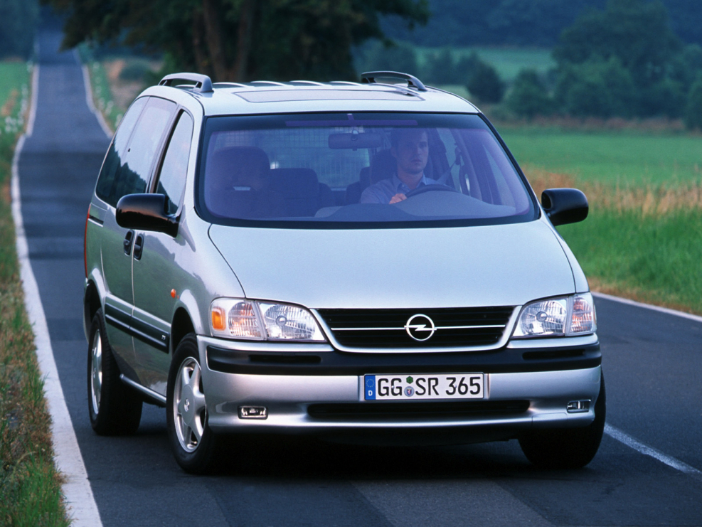 Opel Sintra 2.2