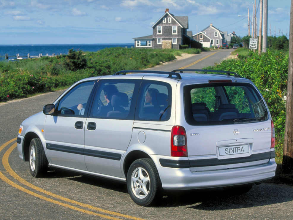 Opel Sintra 2.2