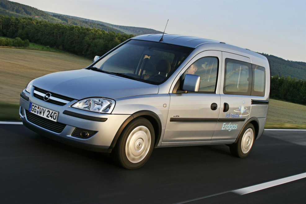 Opel Combo (c) 2002-2012