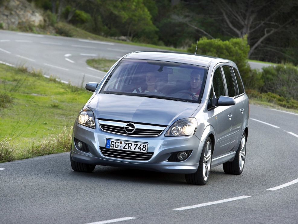 Opel Zafira b 2008