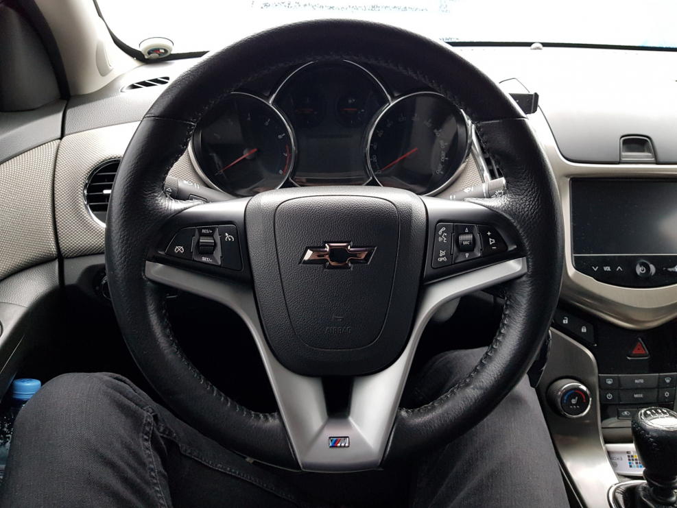 Обтяжка руля Chevrolet Cruze