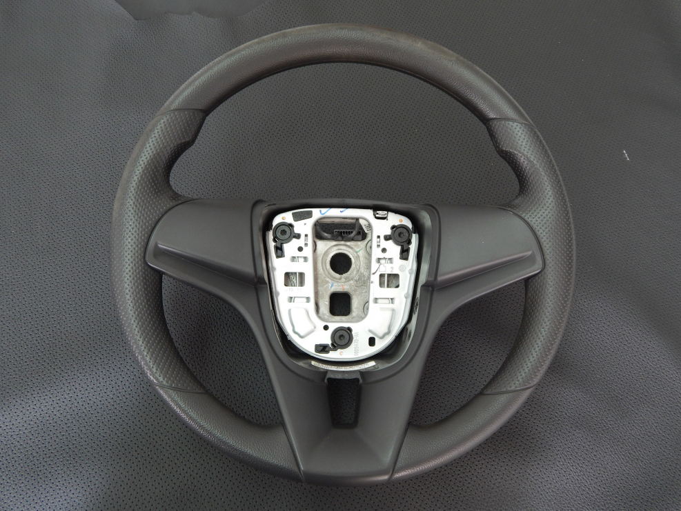 Руль Chevrolet Cruze 2012