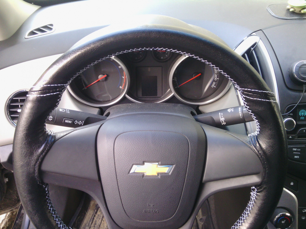 Chevrolet Cruze Оплетка на руль