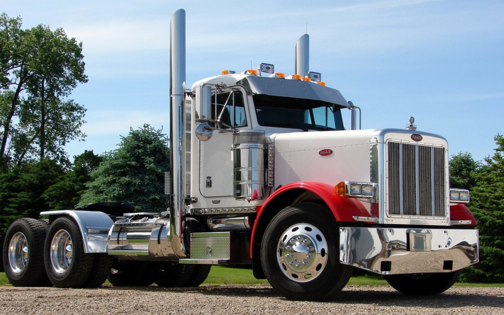 Грузовики Kenworth w900