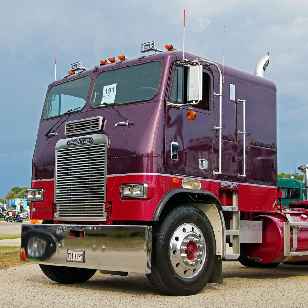 Peterbilt 386