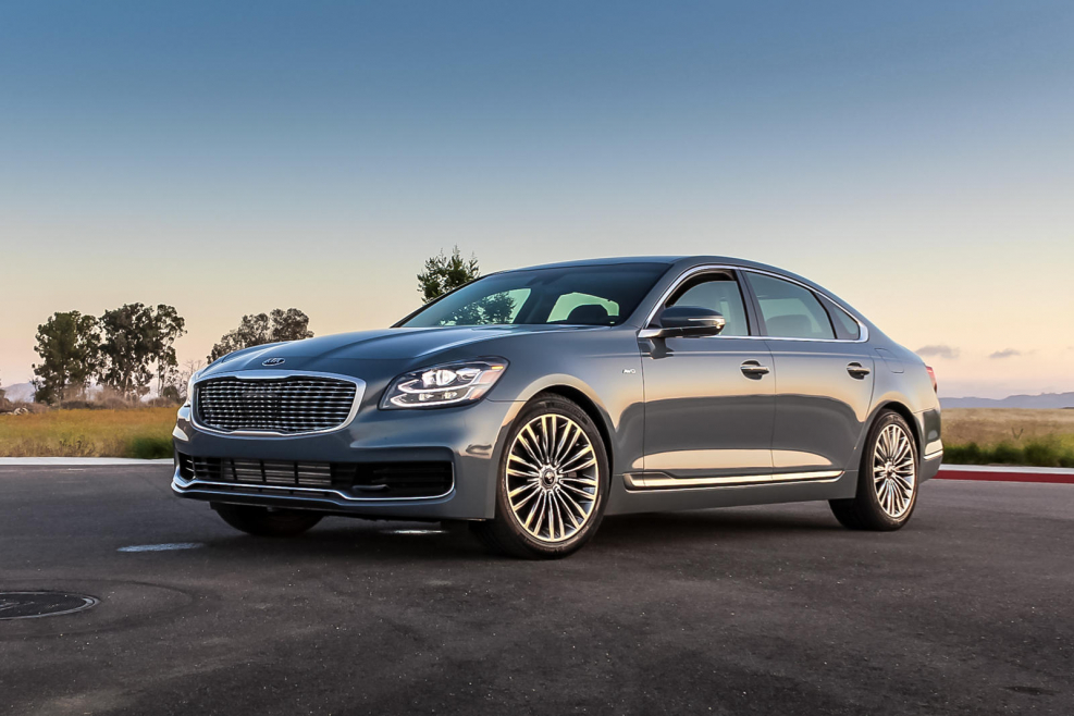 Kia k900 2021
