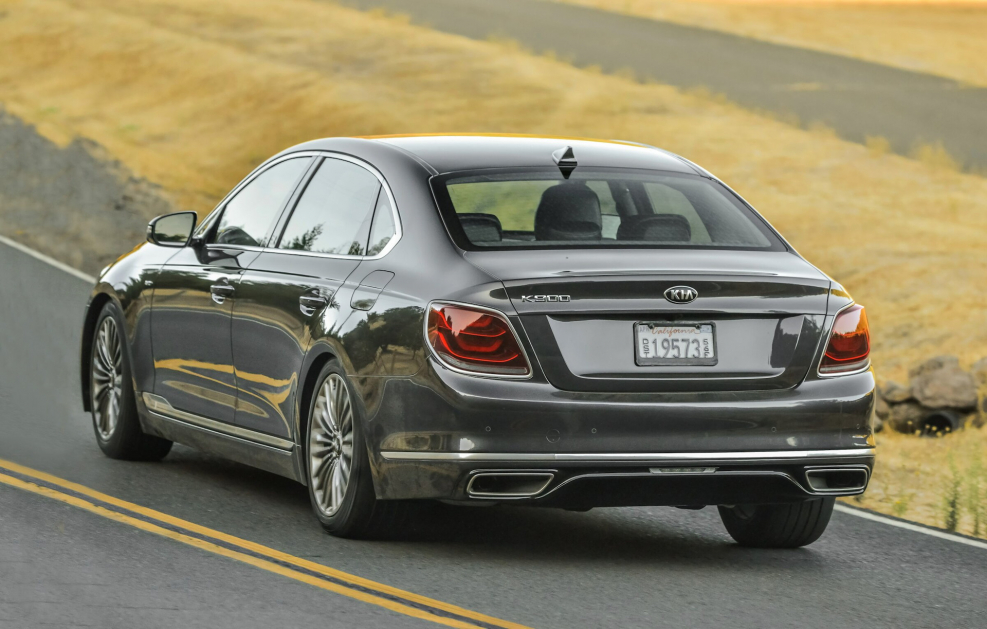 Kia k900 2019
