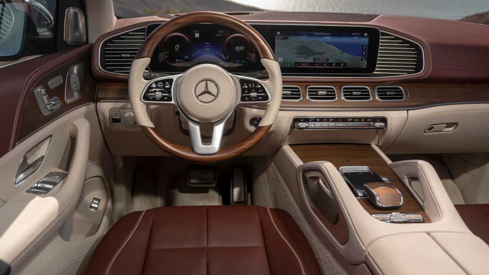 Мерседес GLS 600 Maybach 2021
