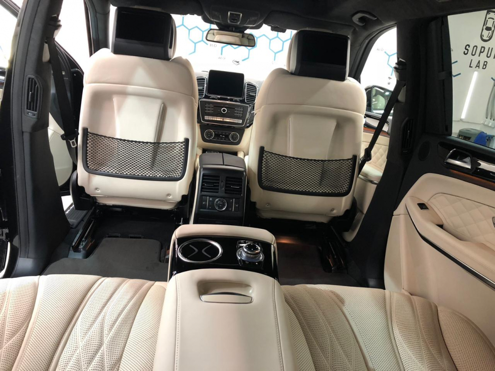 Майбах GLS 600 белый салон