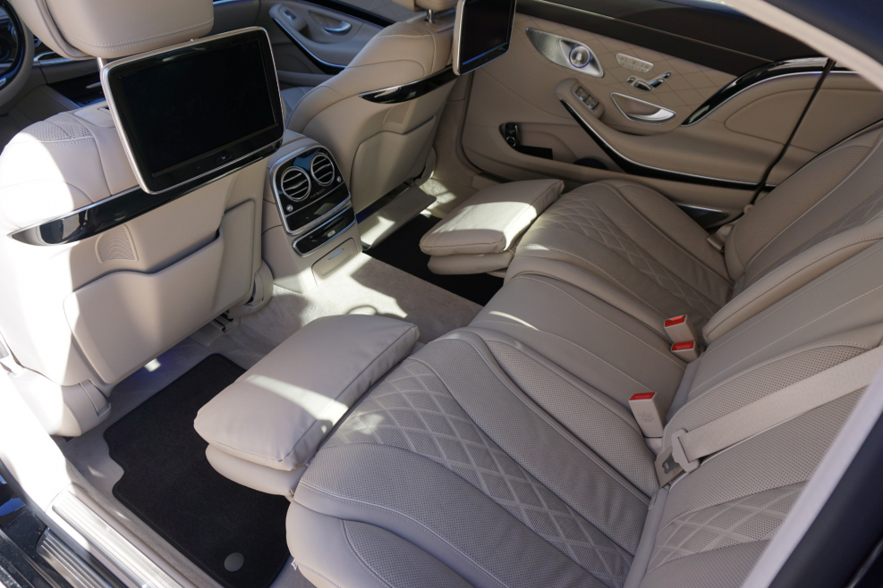 Mercedes GLS Maybach салон