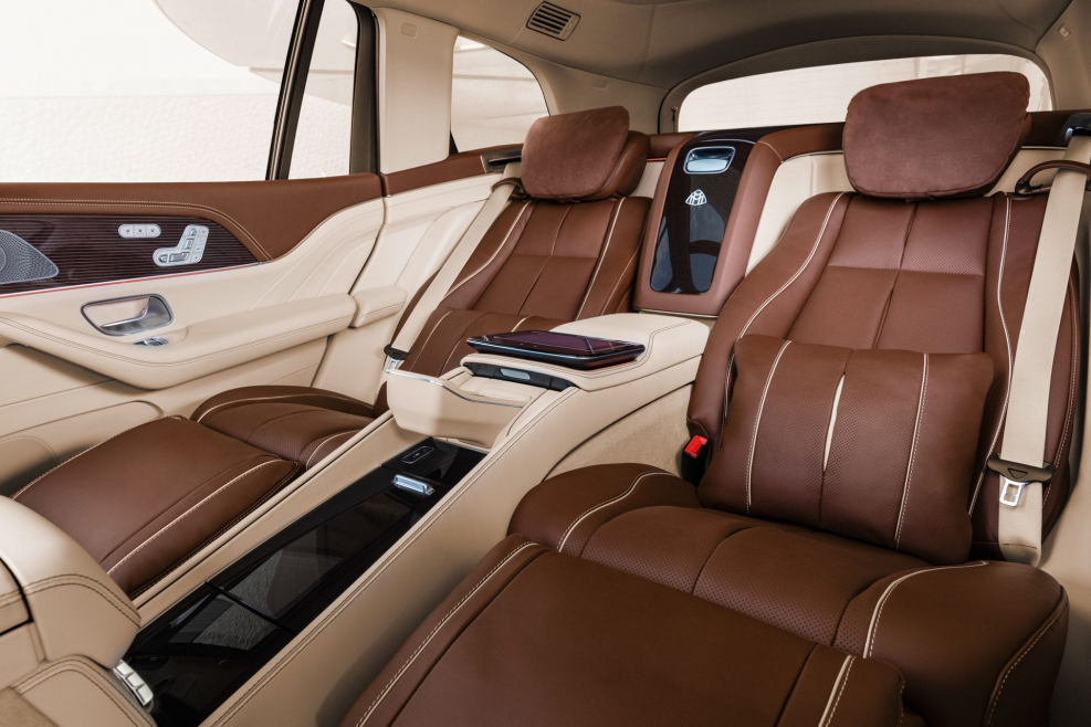Mercedes GLS Maybach салон
