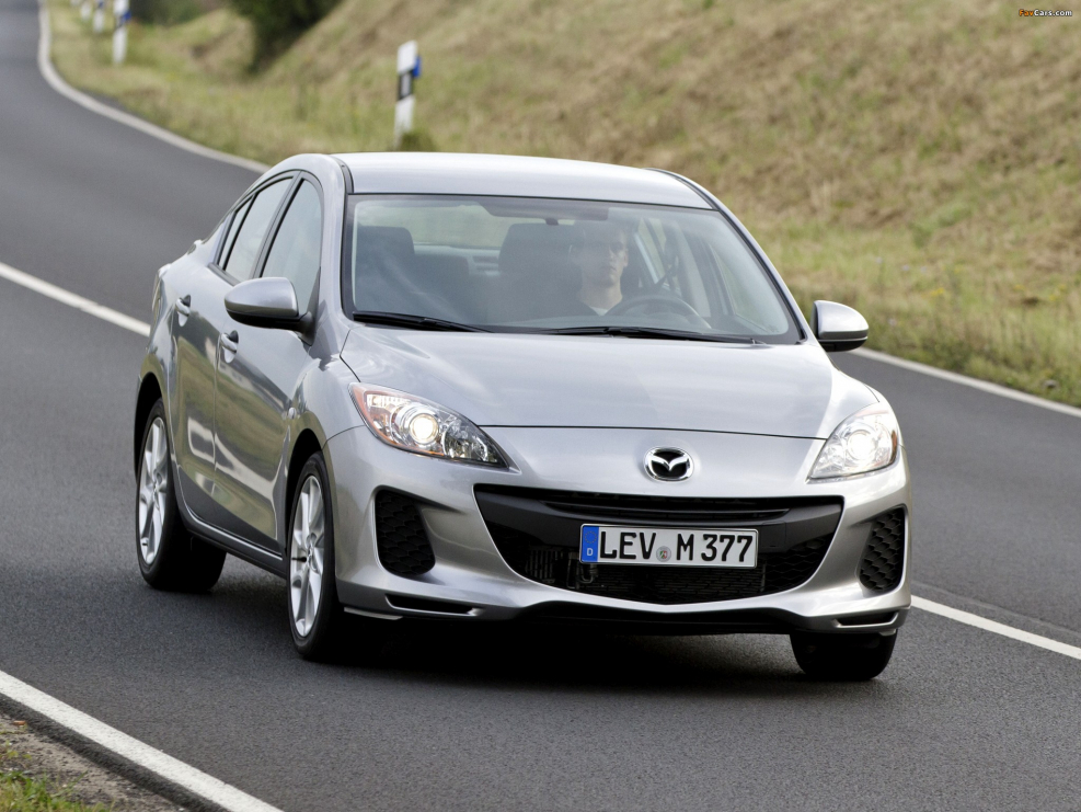 Mazda 3 2012 седан