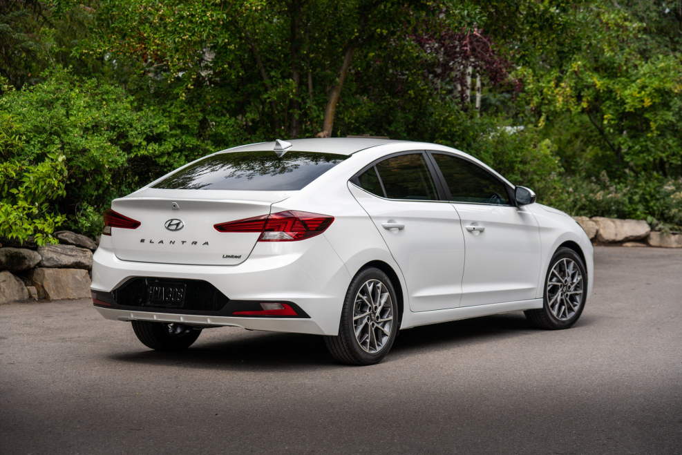 Hyundai Elantra 2020