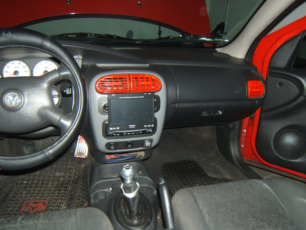 Dodge Neon 2002 салон
