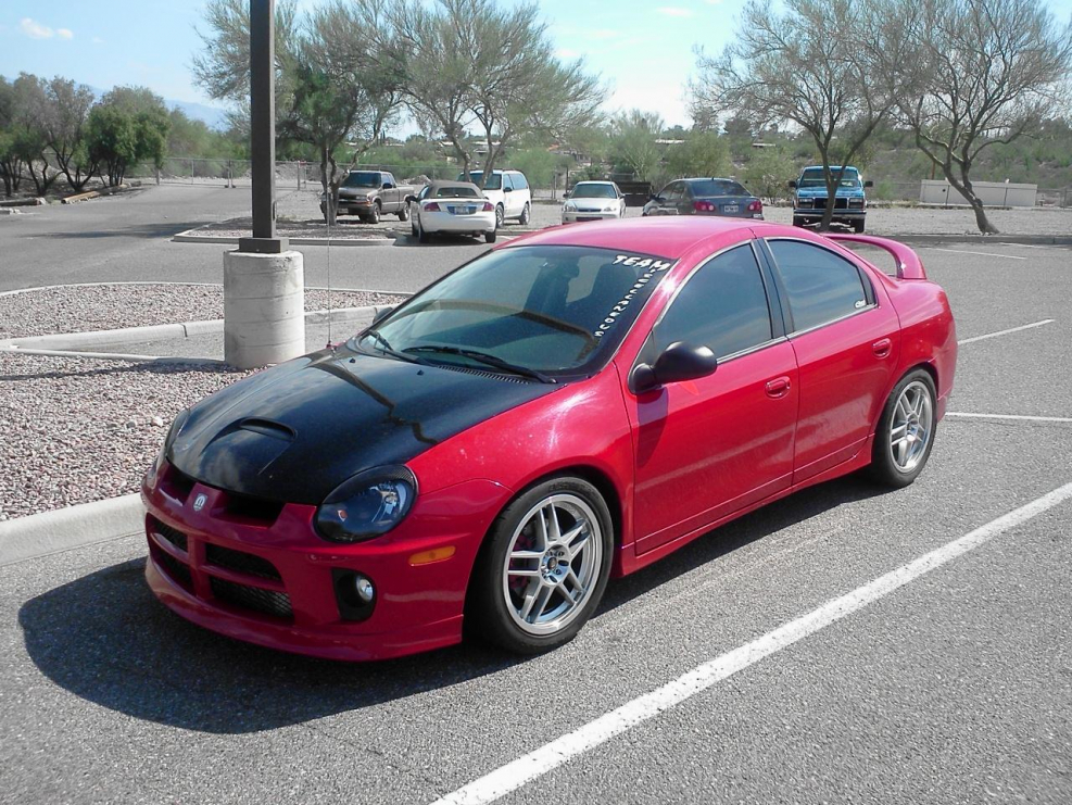 Dodge Neon 2004 Вишневая