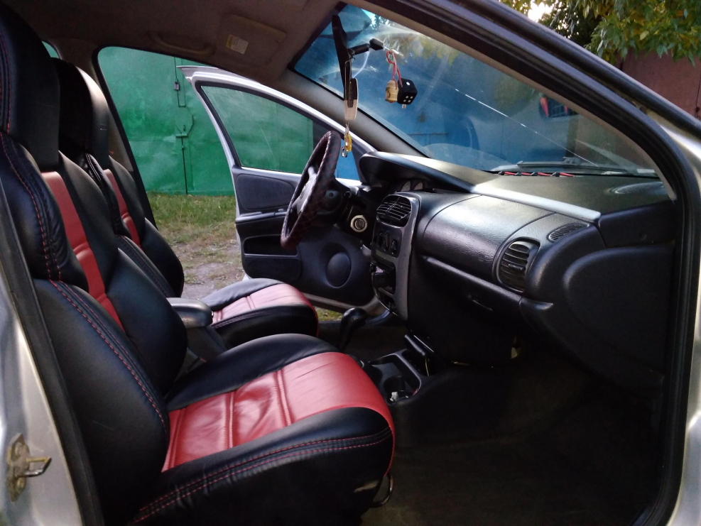 Dodge Neon 2016 салон