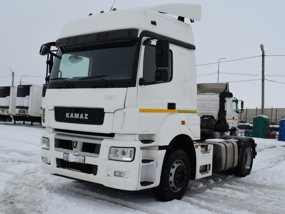 КАМАЗ 5490 s5 красный