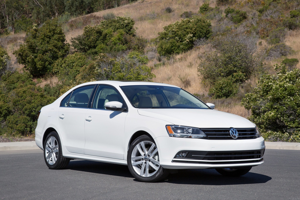 Volkswagen Jetta 2016 белая