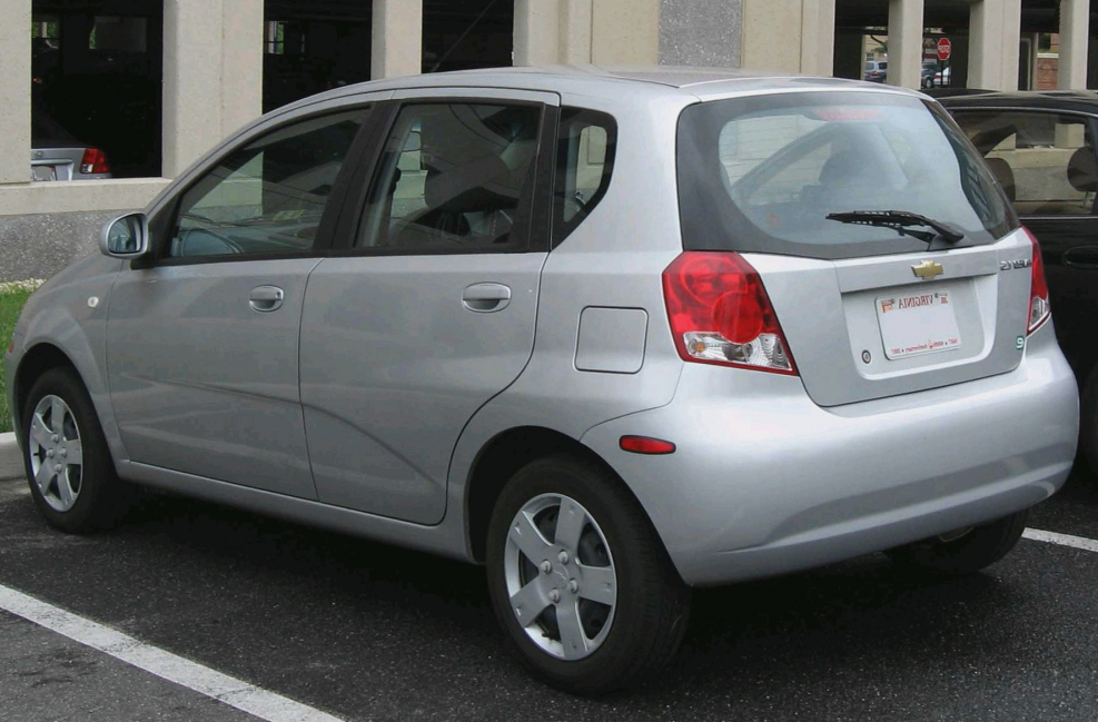 Chevrolet Aveo t200 хэтчбек