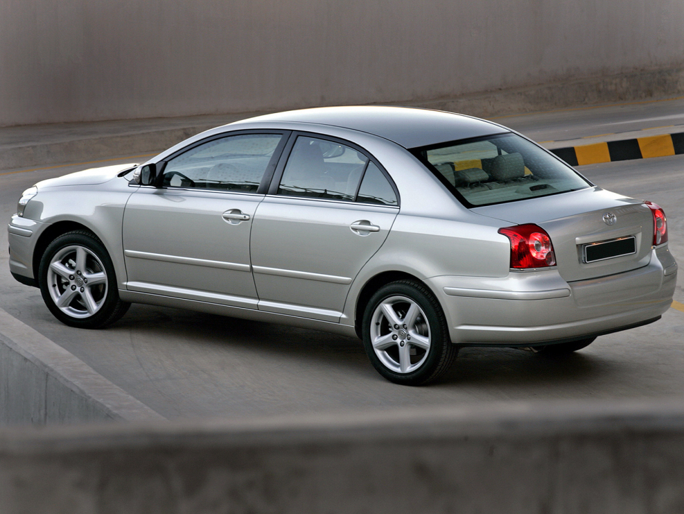 Тойота Авенсис седан 2006