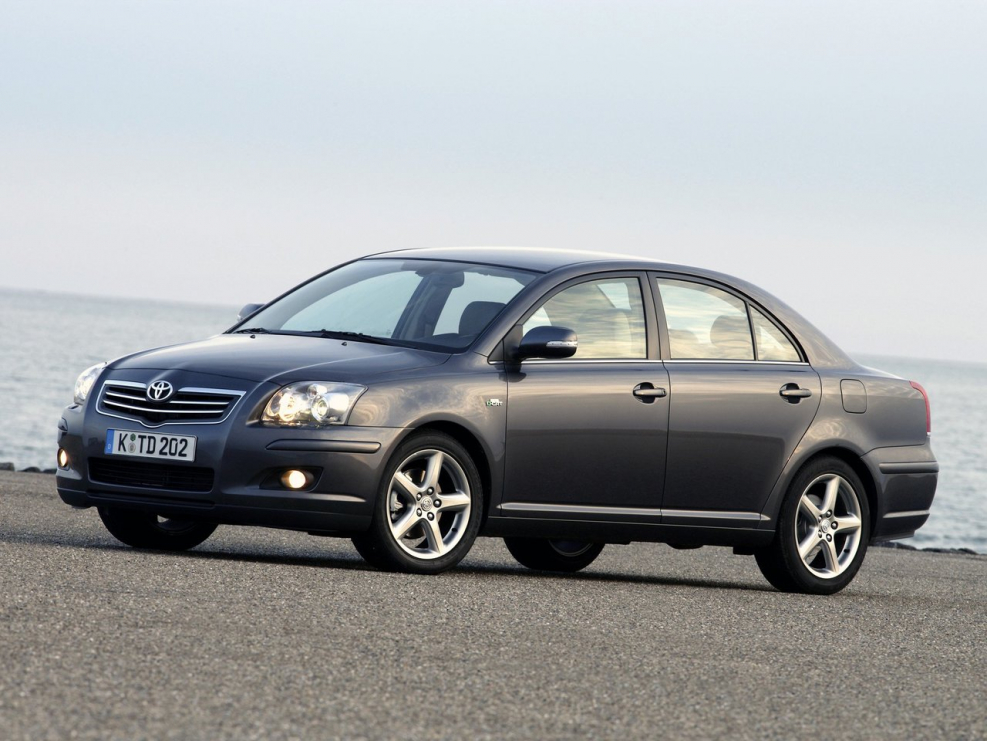 Тойота Авенсис седан 2006