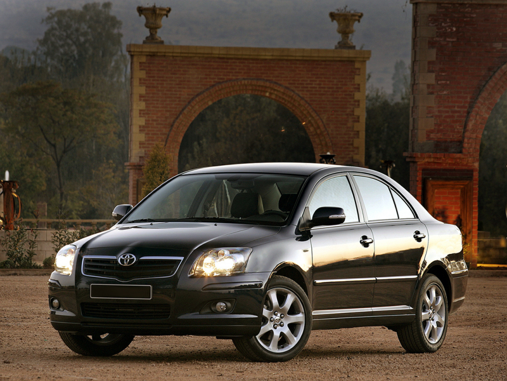 Тойота Авенсис седан 2006