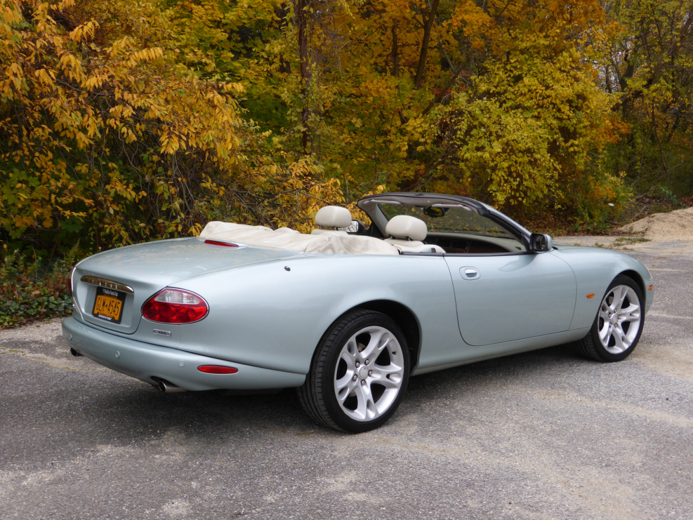 Jaguar XK 2004