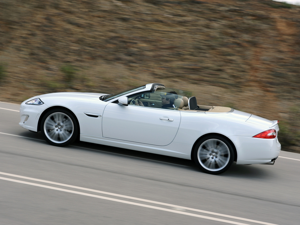 Jaguar XK 2