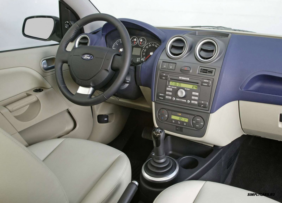 Ford Fusion 2005 салон