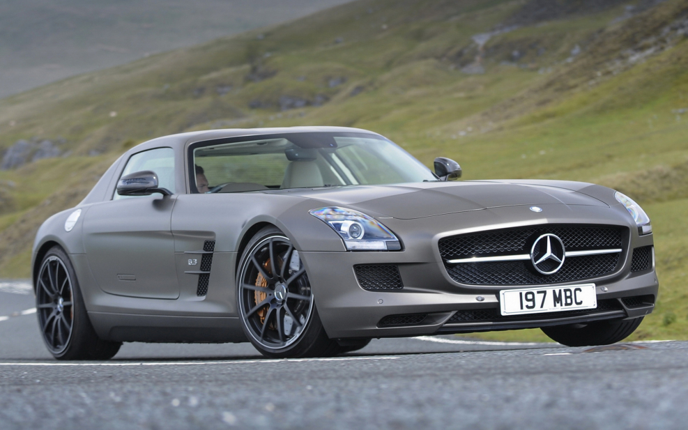 Mercedes-Benz SLS AMG Coupe