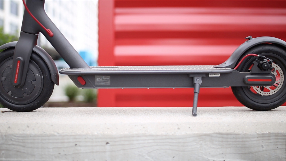 Xiaomi Scooter m365 в багажник автомобиля