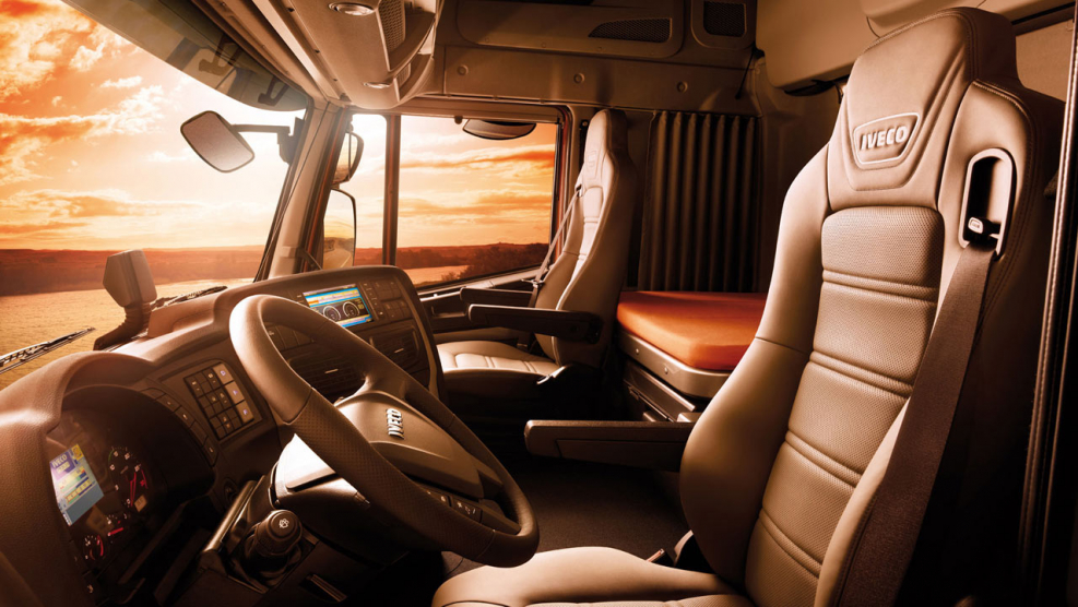Iveco Stralis Hi-way салон