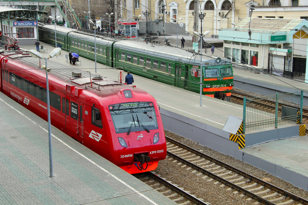 Сосновый Бор СПБ электричка