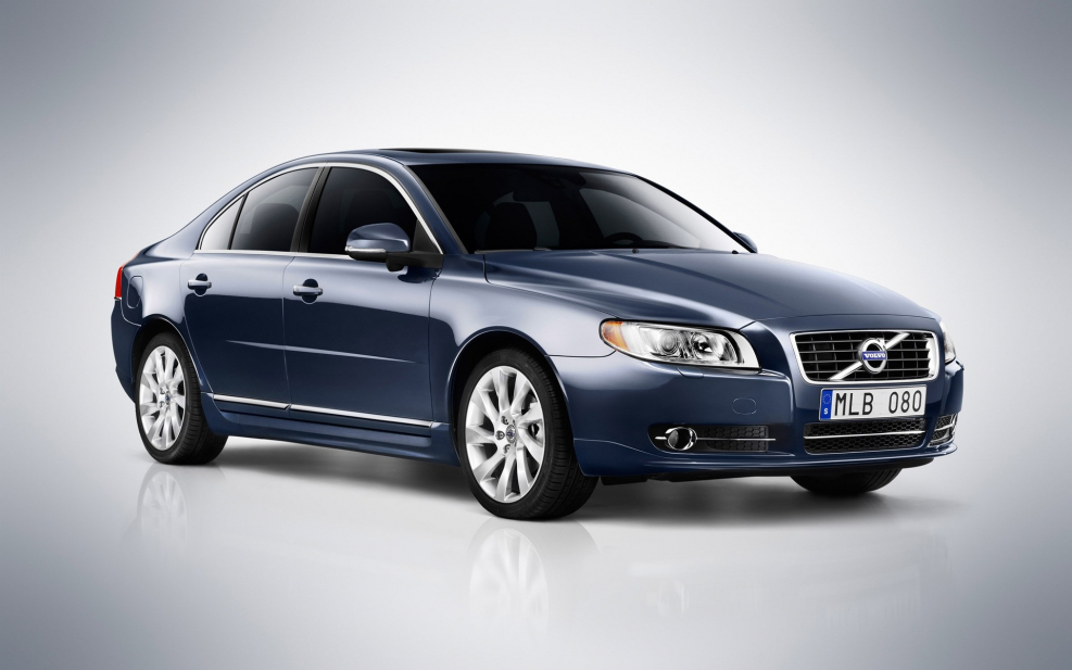 Volvo универсал v70 2011